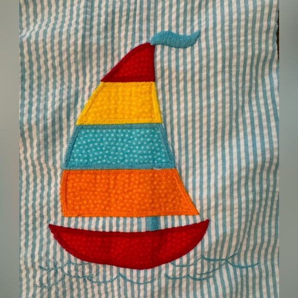 Bailey Boys Reversible Short Jon Jon. Size 24 months. - Picture 2 of 8